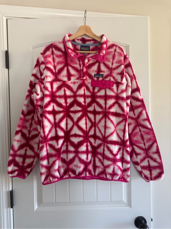 Patagonia Jackets & Blazers - Patagonia Synchilla Women’s Hot Pink & White Patterned Fleece Pullover Size L